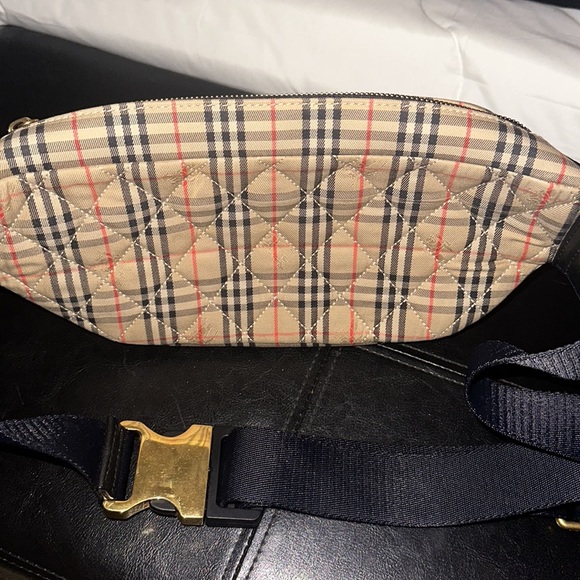 Men’s Burberry Belt Bag - Picture 3 of 7